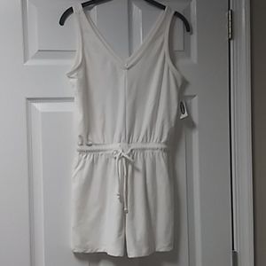 Old Navy white terrycloth v neck romper NWT S xs